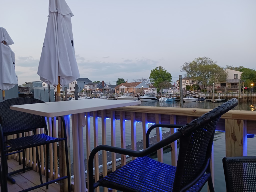 Hurricane Harry's Island Vibes 11520