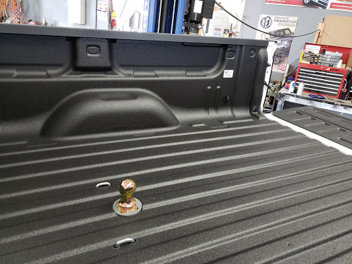 Trailer Hitch Supplier «S&R Motorz Inc», reviews and photos, 731 W Baseline St suite#1, Cornelius, OR 97113, USA