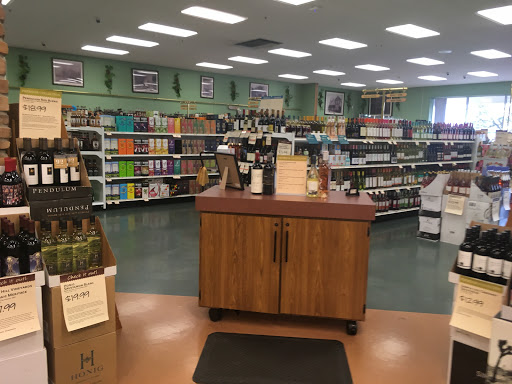 Liquor Store «Wine & Spirits», reviews and photos, 987 Wayne Ave, Chambersburg, PA 17201, USA
