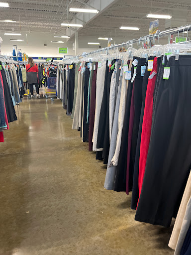 Thrift Store «Goodwill Retail Store of Springfield – Battlefield», reviews and photos, 3151 S Kansas Expy, Springfield, MO 65807, USA