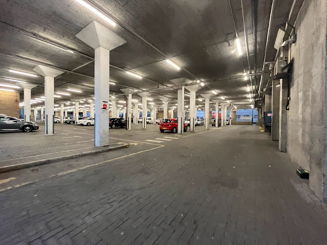 Comments and reviews of Lockmeadow Car Park