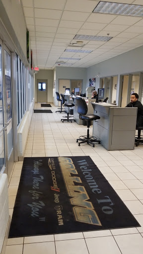 Jeep Dealer «Golling Chrysler Dodge Jeep Ram», reviews and photos, 2405 S Telegraph Rd, Bloomfield Hills, MI 48302, USA