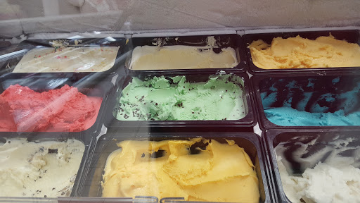 Ice Cream Shop «Carvel», reviews and photos, 419 N Central Ave, Hartsdale, NY 10530, USA