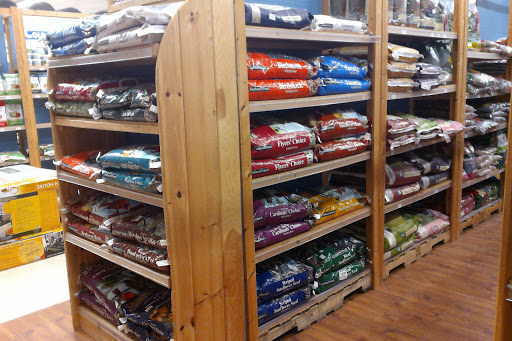 Pet Supply Store «CountryMax - Geneseo», reviews and photos, 4101 Lakeville Rd, Geneseo, NY 14454, USA