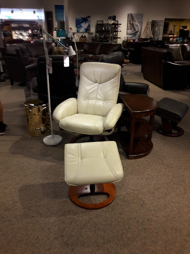 Furniture Store «Art Van Furniture - Burton», reviews and photos, 4095 E Court St, Burton, MI 48509, USA