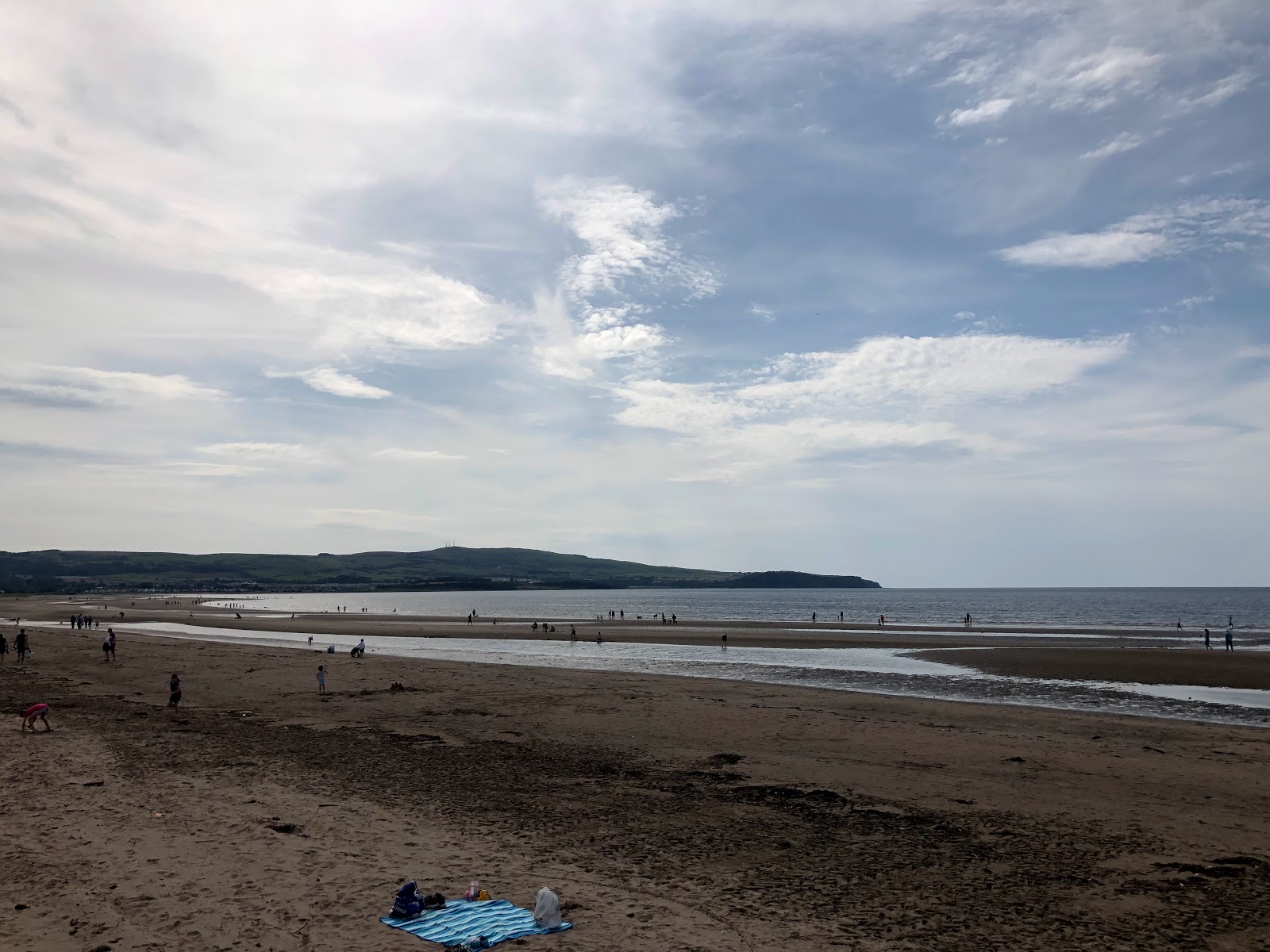 Photo of Ayr Beach with very clean level of cleanliness