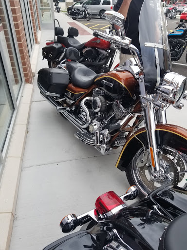 Harley-Davidson Dealer «Chicago Harley-Davidson», reviews and photos, 2929 Patriot Blvd, Glenview, IL 60026, USA