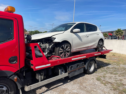 Photo 1 - Epaviste Aude enlèvement épave HS agréé Gratuit