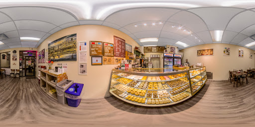 Donut Shop «Family Donut Shop», reviews and photos, 2100 N Northgate Way, Seattle, WA 98133, USA