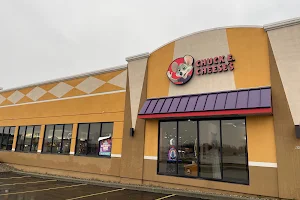 Chuck E. Cheese image