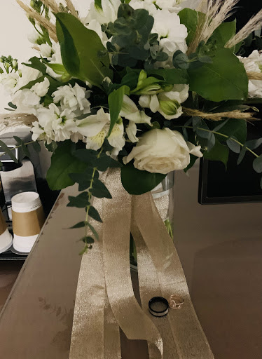 Florist «Country Club Flower Shop», reviews and photos, 820 W Lake Mary Blvd #101, Sanford, FL 32773, USA