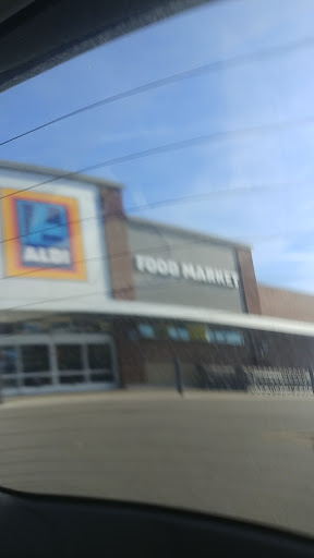 Grocery Store «ALDI», reviews and photos, 1128 S Main St, Englewood, OH 45322, USA