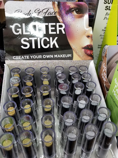 Beauty Supply Store «Hanini Plus discount hair and beauty supplies», reviews and photos, 340 Broad St, Elyria, OH 44035, USA