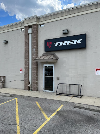 Bicycle Store «Trek Bicycle Westerville Northgate», reviews and photos, 5985 Maxtown Rd, Westerville, OH 43082, USA
