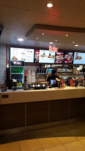 KFC Manchester - Trafford Retail Park - Restaurant