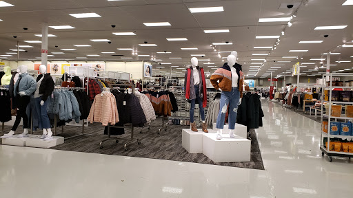 Department Store «Target», reviews and photos, 1685 17th Ave E, Shakopee, MN 55379, USA