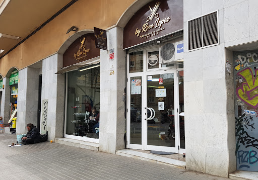 Peluquería y Centro de Estética By Rose Lopes en Barcelona, Barcelona