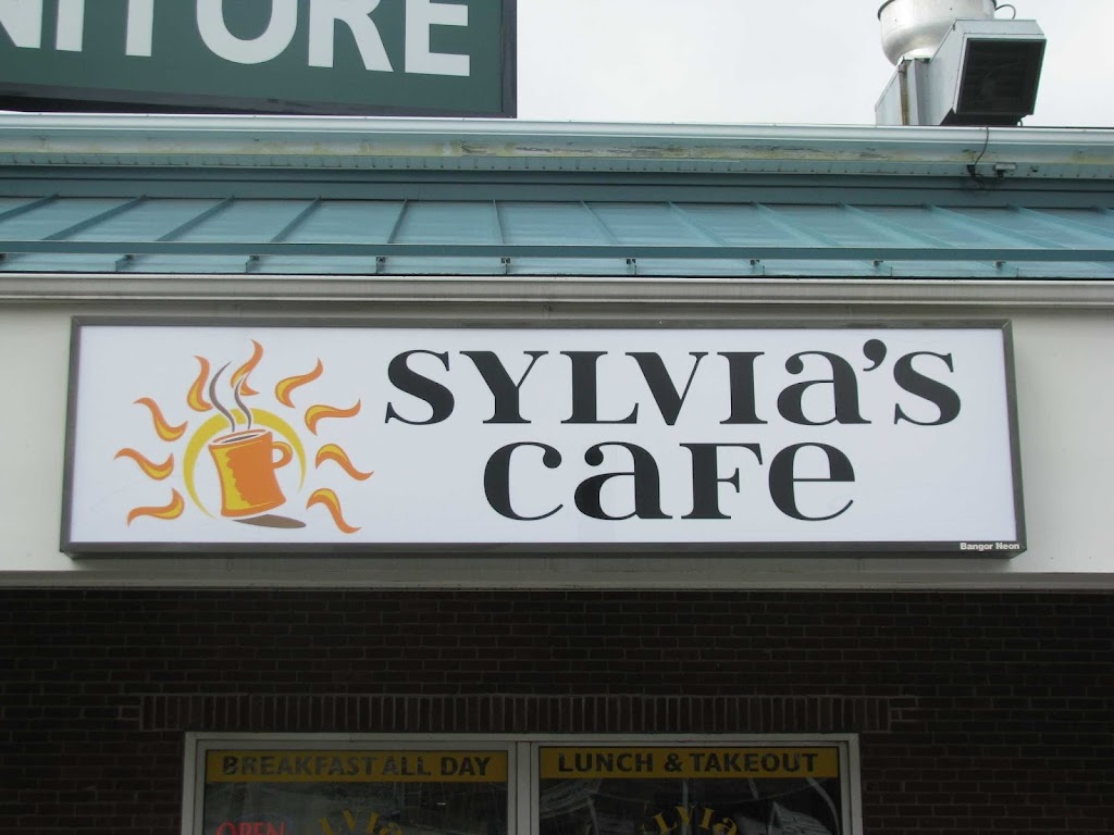 Sylvia's Cafe 04605