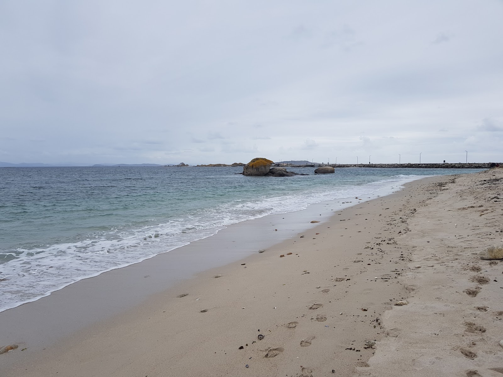 Photo de Castro beach avec rivage droit, long
