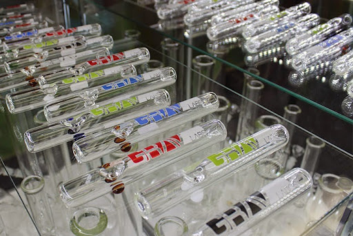 Tobacco Shop «Wonderland Smoke Shop- Hazlet», reviews and photos, 3052 NJ-35, Hazlet, NJ 07730, USA