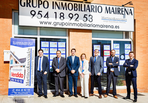 Martínez&asociados/Grupo Inmobiliario Mairena - C. Bilbao, 3, 41927 Mairena del Aljarafe, Sevilla, España