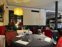Atmosphère du Restaurant La Luna à Paris - n°2