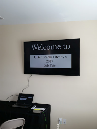 Real Estate Agency «Outer Beaches Realty», reviews and photos, 40227 Tigrone Blvd, Avon, NC 27915, USA