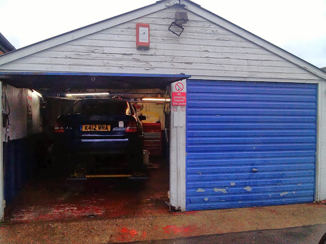 Reviews of 4 Bays in Reading - Auto repair shop