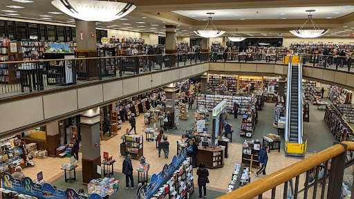 Book Store «Barnes & Noble», reviews and photos, 98 Middlesex Turnpike, Burlington, MA 01803, USA