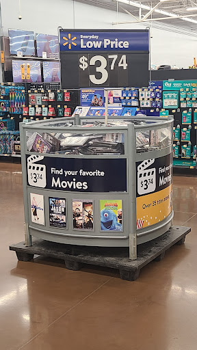 Department Store «Walmart Supercenter», reviews and photos, 100 Crossings Blvd, Elverson, PA 19520, USA