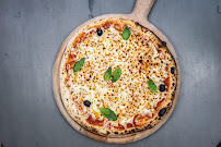 Plats et boissons du Pizzeria Pizza Delices à Le Pradet - n°16