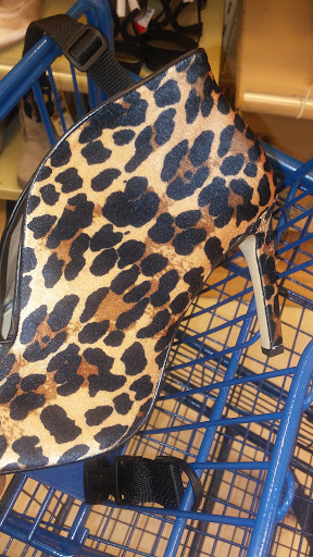 Shopping Mall «Park Forest Shopping Center SW», reviews and photos, 3544 Forest Ln, Dallas, TX 75234, USA