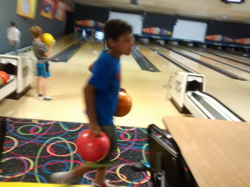 Bowling Alley «Pin Twist Family Entertainment Center», reviews and photos, 308 TX-46, Seguin, TX 78155, USA