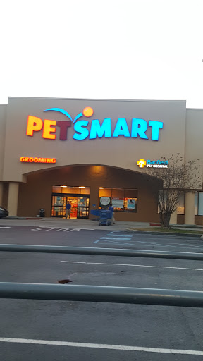 Pet Supply Store «PetSmart», reviews and photos, 8660 Airline Hwy, Baton Rouge, LA 70815, USA