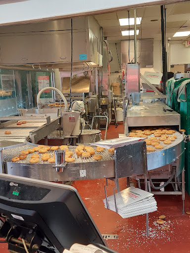 Donut Shop «Krispy Kreme Buford», reviews and photos, 3387 Buford Dr NE, Buford, GA 30519, USA