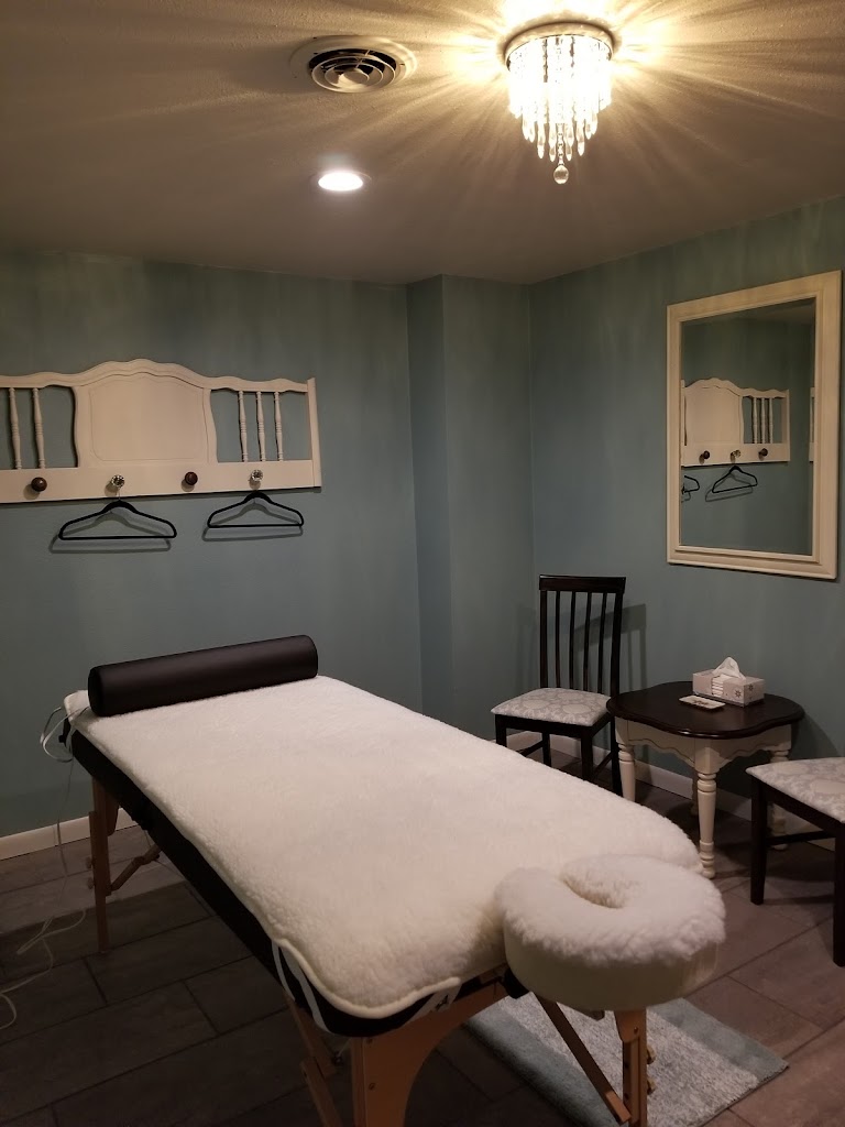 LMB Massage Therapy Lisa Bynum MMT 72855