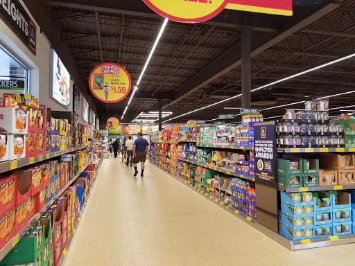 Supermarket «ALDI», reviews and photos, 550 E Golf Rd, Arlington Heights, IL 60005, USA