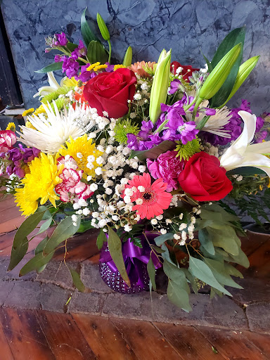 Florist «ROSE PETALS FLORIST», reviews and photos, 343 S 2nd St, Little Falls, NY 13365, USA