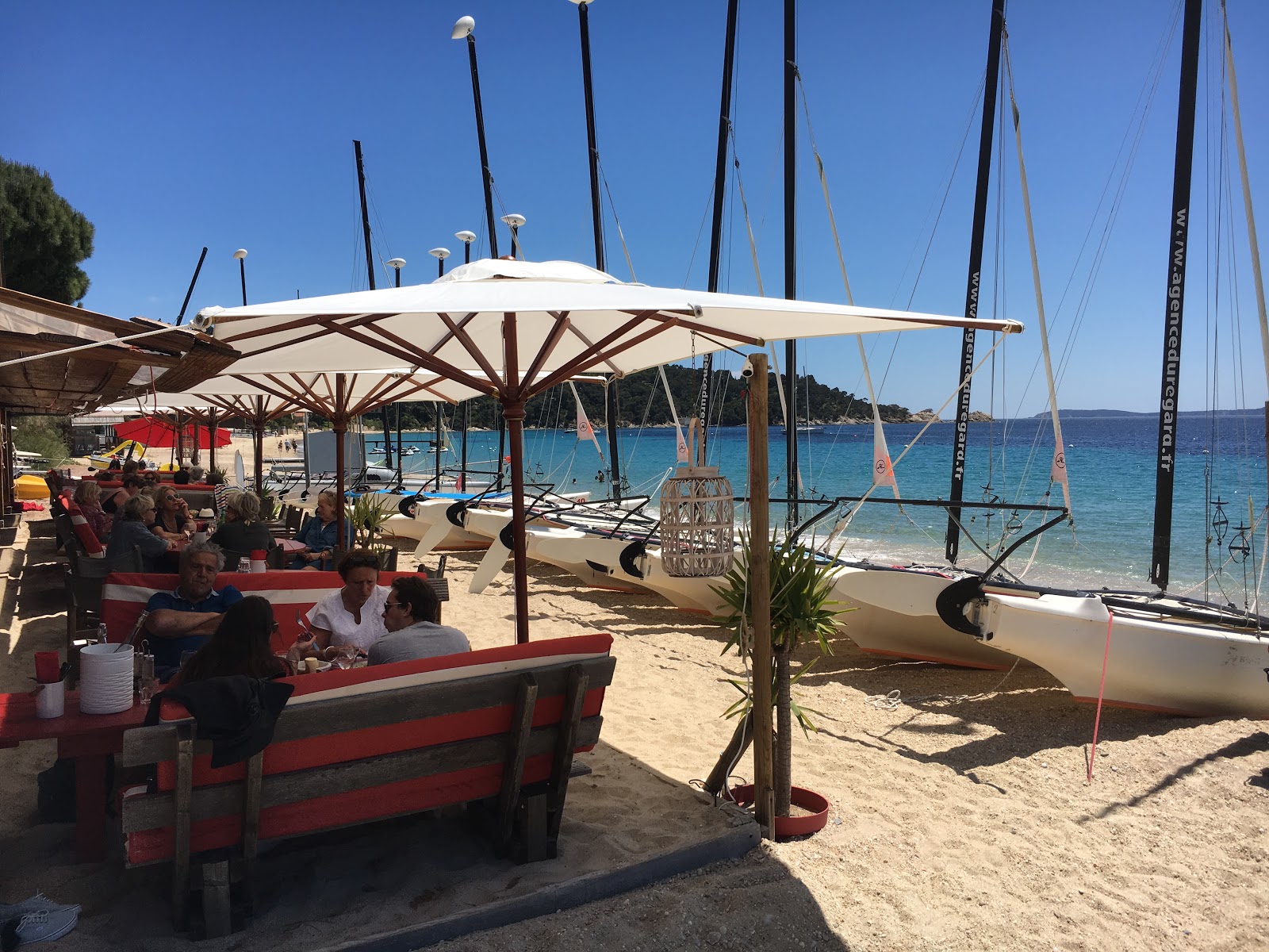 Fotografie cu Plaja Le Cavaliere - locul popular printre cunoscătorii de relaxare