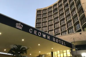 Crown Hotel Port Moresby image