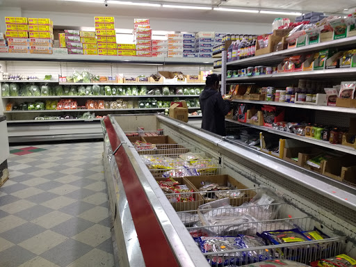 Asian Grocery Store «Viet Hoa Supermarket», reviews and photos, 4900 W North Ave, Milwaukee, WI 53208, USA