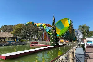 Six Flags Hurricane Harbor Oaxtepec image