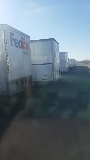 Mailing Service «FedEx Ground», reviews and photos, 12501 NE 40th St, Kansas City, MO 64161, USA