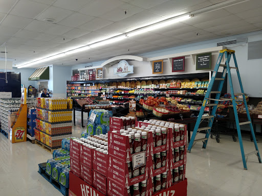 Grocery Store «Harvest Supermarket - Greensburg, Indiana», reviews and photos, 920 W 4th St, Greensburg, IN 47240, USA