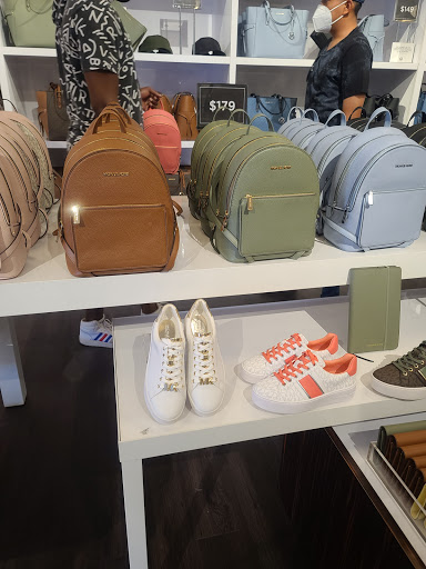 Fashion Accessories Store «Michael Kors», reviews and photos, 1000 Tanger Dr #600, Locust Grove, GA 30248, USA