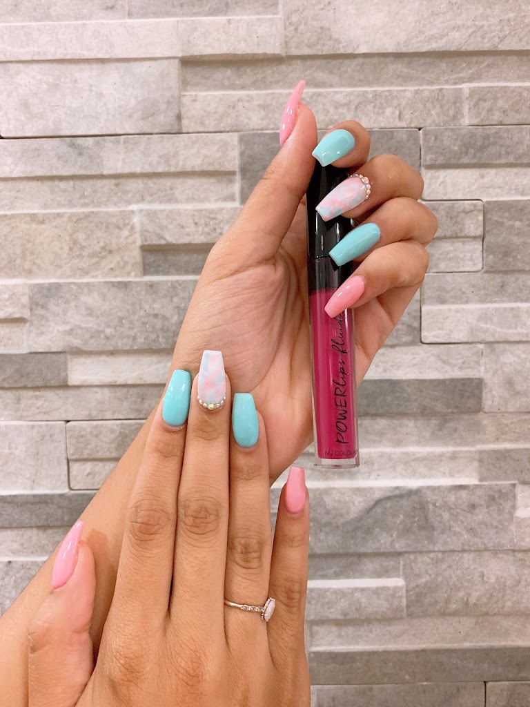 TC Nails & Lashes 01501