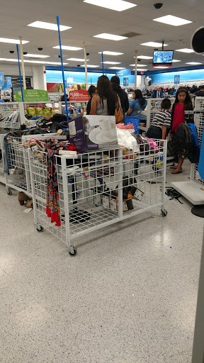 Clothing Store «Ross Dress for Less», reviews and photos, 1419 N Davis Rd, Salinas, CA 93907, USA