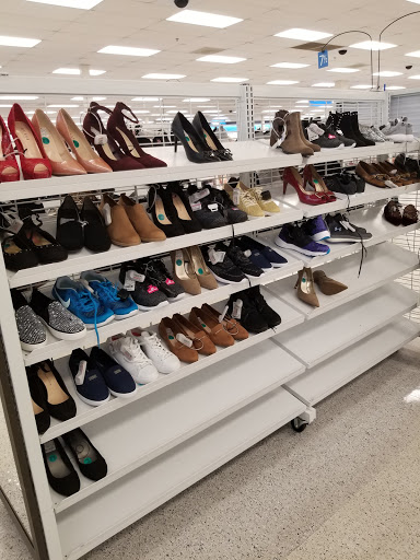 Clothing Store «Ross Dress for Less», reviews and photos, 2625 Piedmont Rd NE, Atlanta, GA 30324, USA