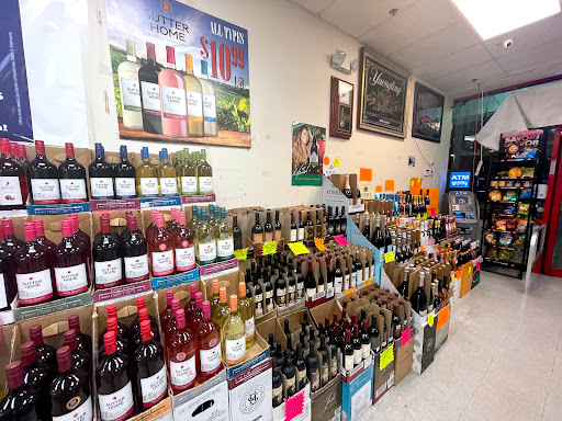 Liquor Store «Hackensack Liquor Store», reviews and photos, 500 S River St, Hackensack, NJ 07601, USA