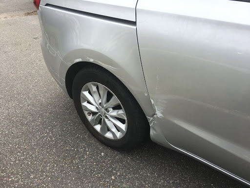 Auto Body Shop «V & F Auto Body», reviews and photos, 20 Prospect St, Metuchen, NJ 08840, USA